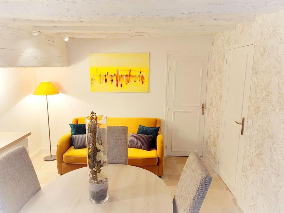 Cosy Claudel Apartment